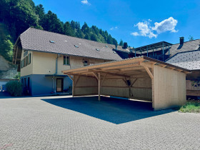 Humbert Immobilien I Trub, Parkplatz