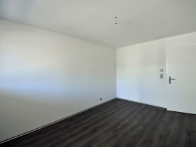 Humbert Immobilien I Zollbrück, Langnaustrasse 31