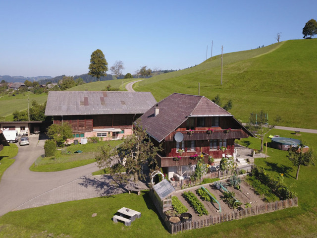 Humbert Immobilien I Stöckli mit wunderschöner Fernsicht