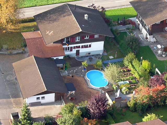 Humbert Immobilien | 7.5 Zimmer Landhaus im Chaletstil mit Therapiepraxis, Emmenmatt