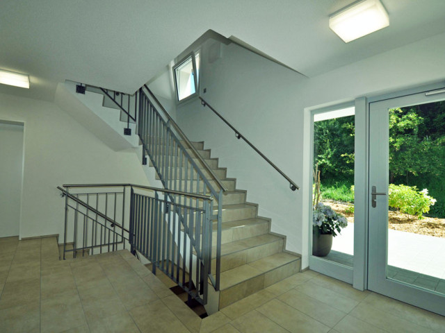 Humbert Immobilien | 7 Familienhaus, Langnau