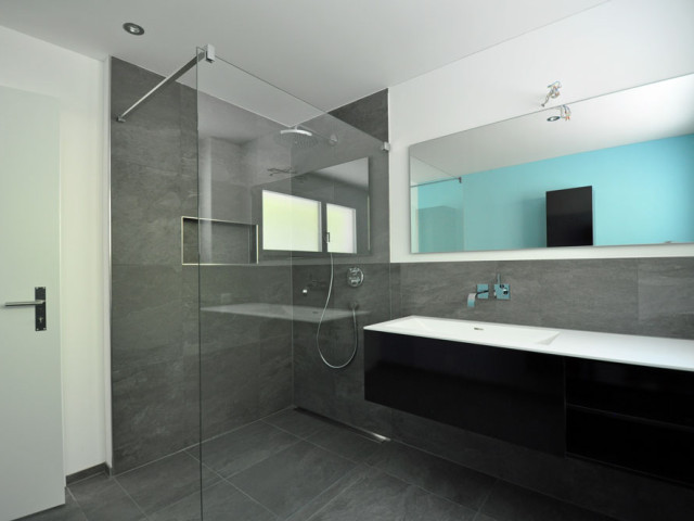 Humbert Immobilien | 5 Familienhaus, Langnau