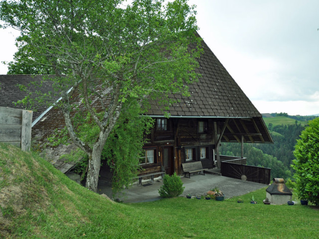 Humbert Immobilien | ehemaliges Bauernhaus, Zollbrück
